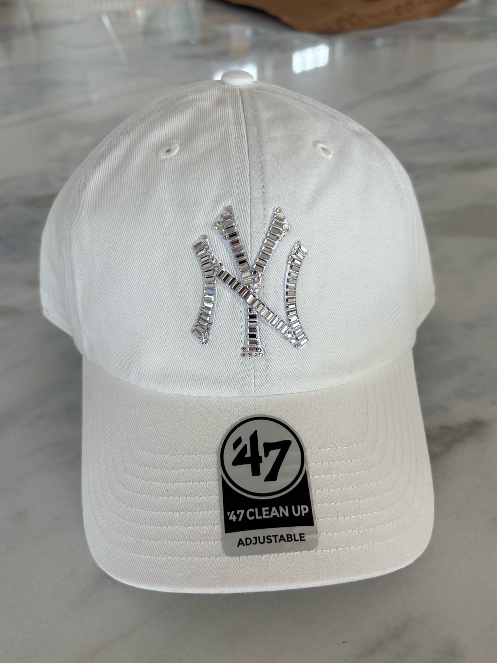 47 Womens White SWARVOSKI crystal Embellished Yankees Cap - Adjustable